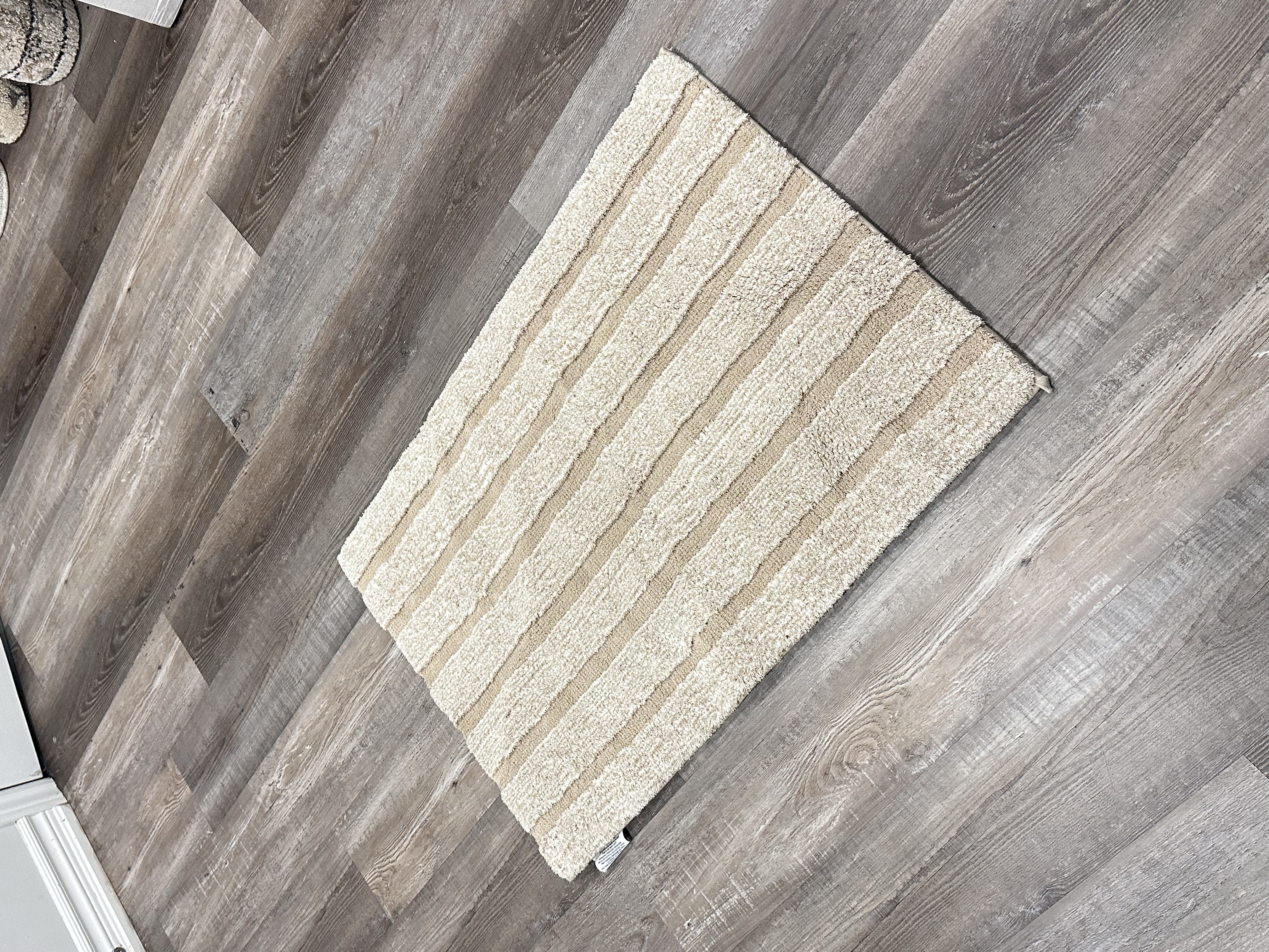 Mats & Small Accent Rugs